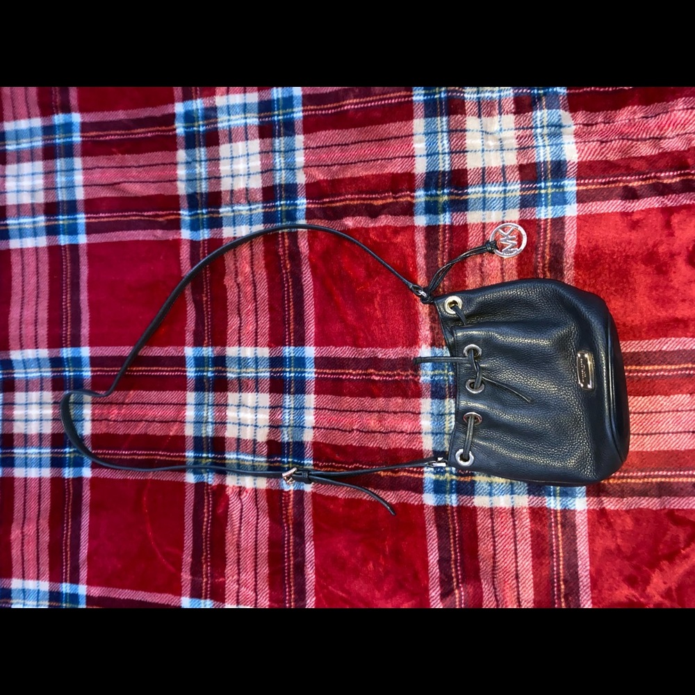 Michael Kors black purse 10/10 condition